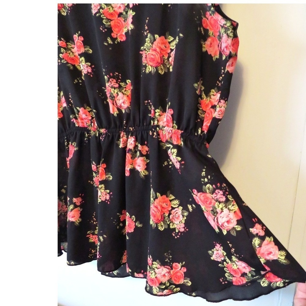 Libian Black Floral Peplum Blouse Crisscross Back Sleeveless Top Peplum Hem - Picture 6 of 8